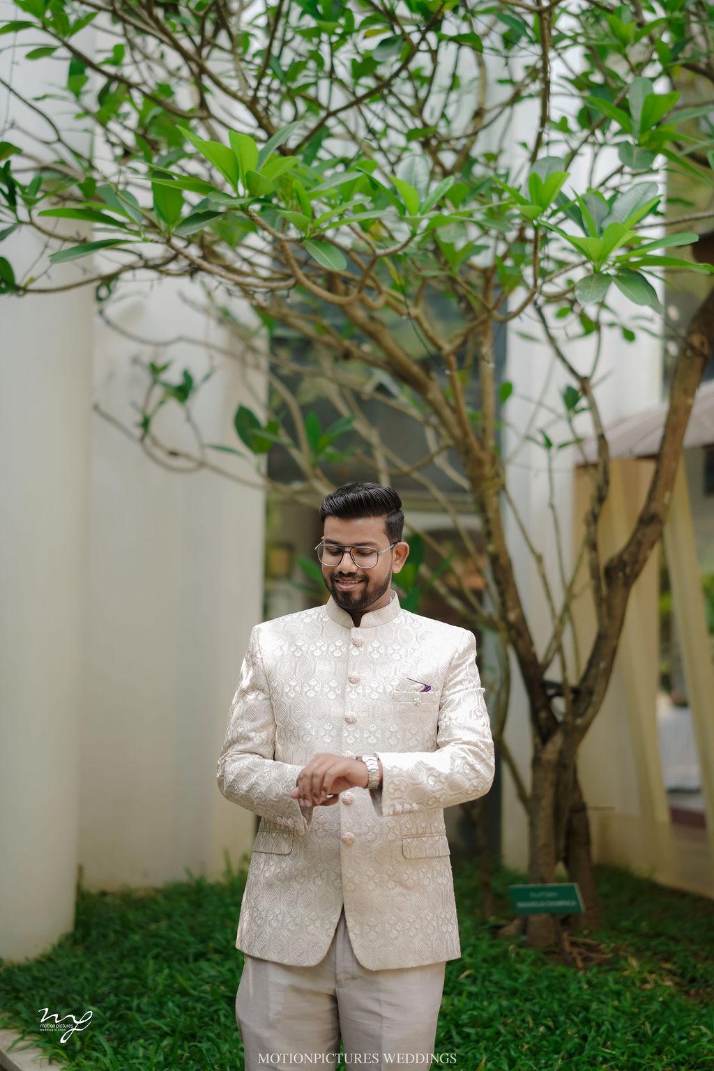 Itty and Swetha engagement photo 1